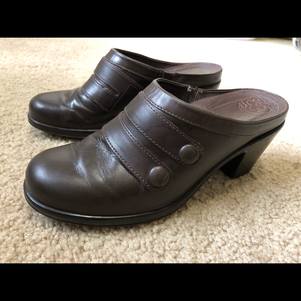 Dansko “Blake” mule, 36